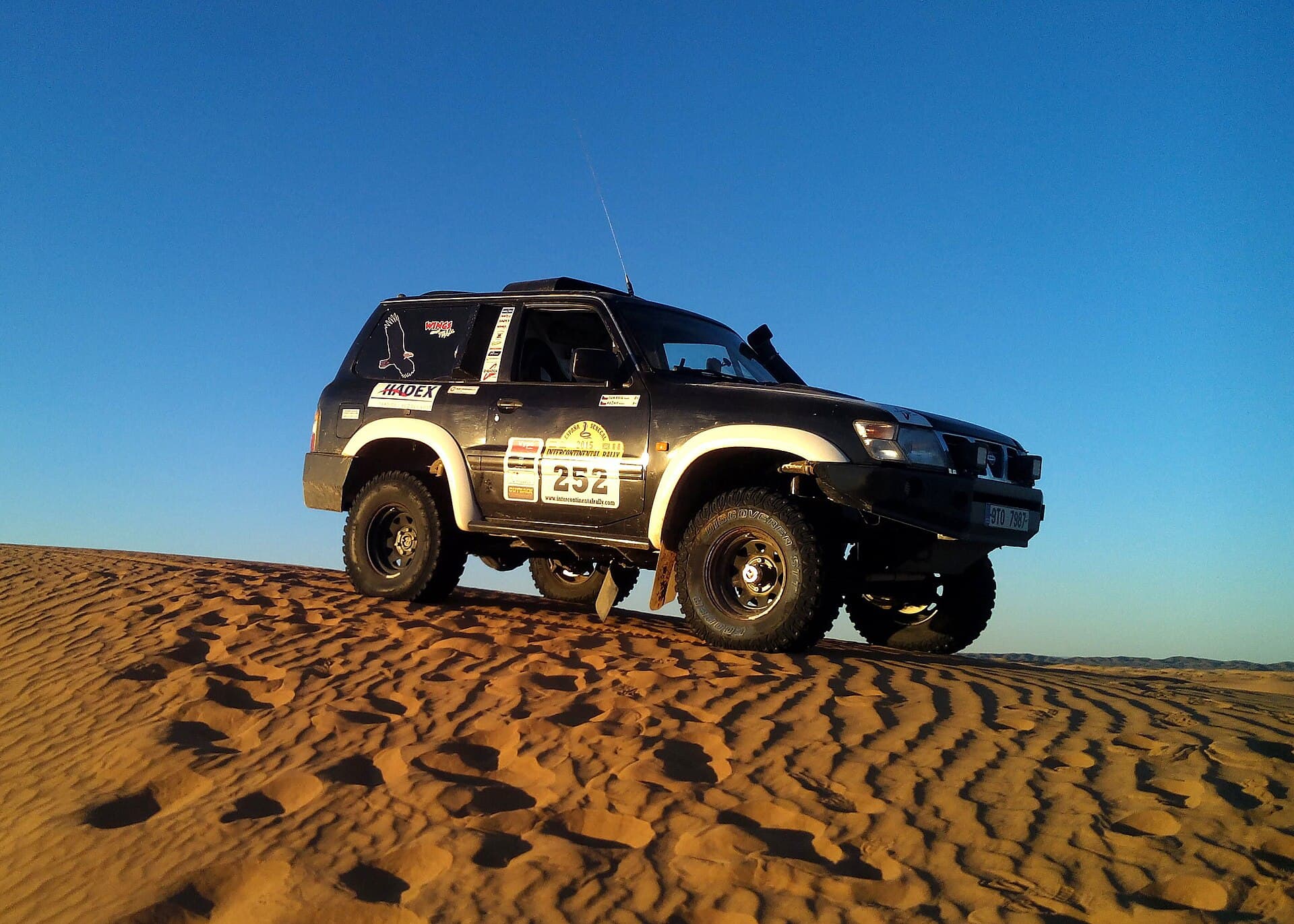 Nissan Patrol off-road